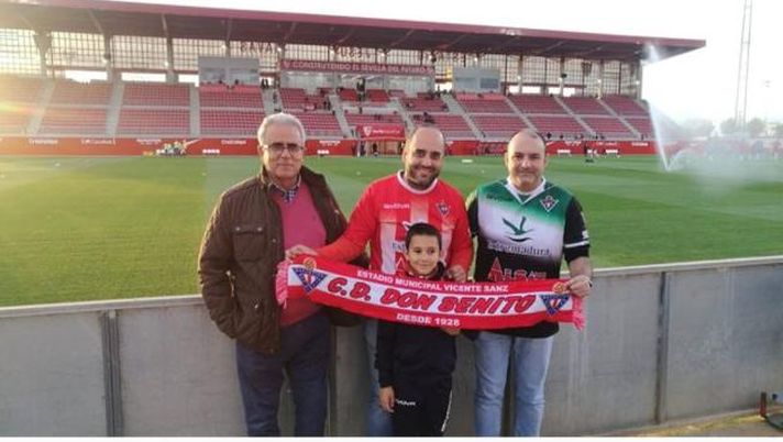 Ieri “c’era” il derby: tu come ti saresti vestito? Tutti negli armadi per il derby dell’Estremadura!