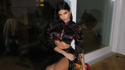 Jovana, scatto sexy e boom di like: Lady Djordjevic commenta con tre parole