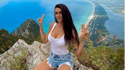Valentina Vignali sexy scalatrice: “Caduta tre volte, scarpe distrutte. Ma ce l’ho fatta”