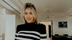 Wanda Nara mostra il suo “outfit da venerdì piovoso”. E poi lady Icardi scrive…