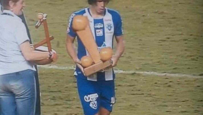 Il derby fra buon gusto e cattivo gusto: trofeo al Paysandu sconfitto ai rigori, ma che coppa è?!