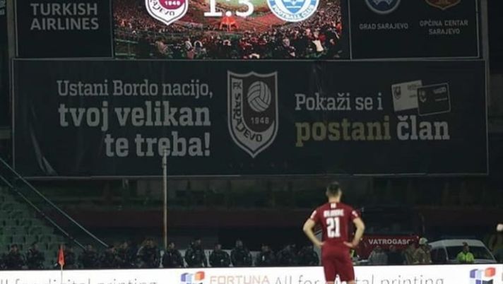 Il Sarajevo si illude, lo Zeljeznicar si impone: Sarajevo, una città mobilitata per il derby
