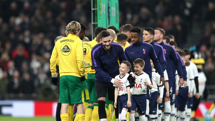 Inchiesta dall’Inghilterra: 500mila euro in più per la Premier League – Come? Facendo pagare le mascotte…