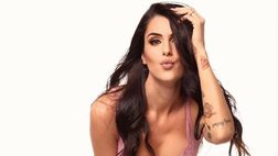 Valentina Vignali hot: lo scatto in lingerie manda in delirio il web