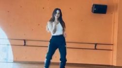 VIDEO / Lady Neymar incanta i suoi follower con un balletto social