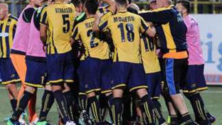 Solo 50 tifosi a Castellammare e senza il reprobo Cerci: derby maledetto per la Salernitana