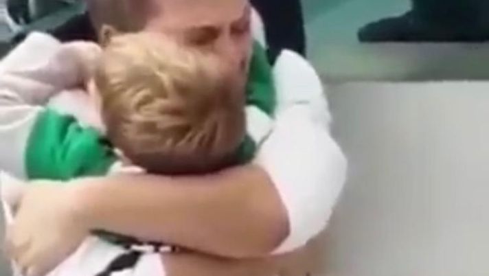 Brividi Curitiba: il gol della promozione, il gol della vita, l’abbraccio del papà a suo figlio