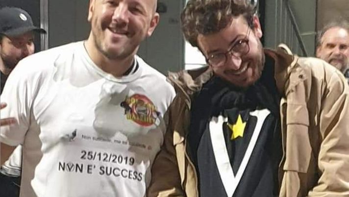 Tifosi Fortitudo: “Non succede, ma se succede…” – Maglietta tifosi Virtus: “Non è successo…”