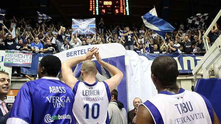 Basket, tifosi varesini a Desio per il derby contro Cantù: trasferta vietata e rimborso dei biglietti