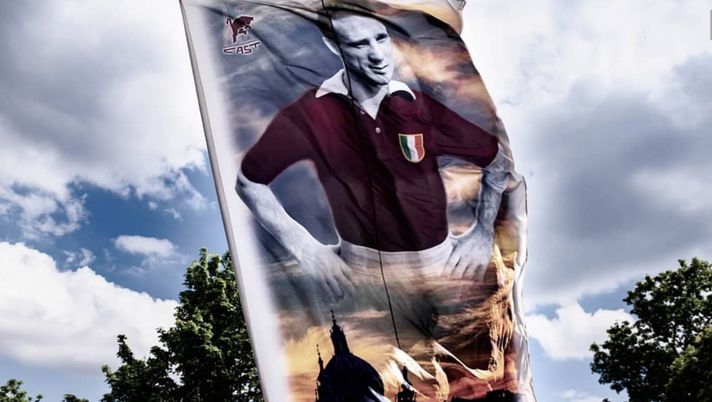 Calcio e stipendi: l’esempio è Valentino Mazzola, il campione ex operaio che guadagnava poco più di un metalmeccanico