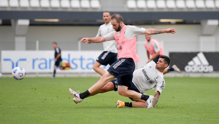 Miami, il Pipita Higuain e suo fratello saltano i playoff MLS a causa del coronavirus