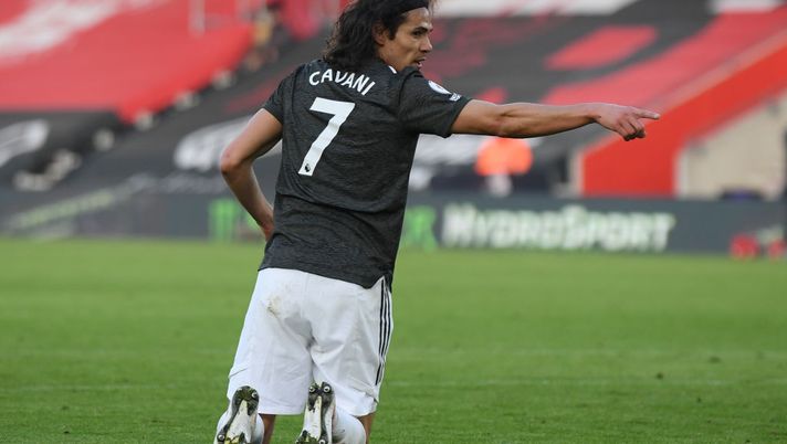 Manchester, Cavani va sui social e rovina la doppietta: ringrazia per i complimenti ma rischia la squalifica per razzismo