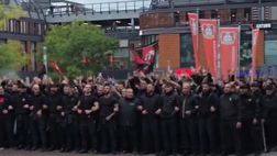 La curva Sud tiene duro: ultras rossoneri compatti e in forze in Germania