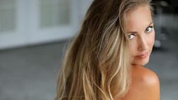 Nora Segura hot sui social: lady Howard seduce i suoi follower come sempre