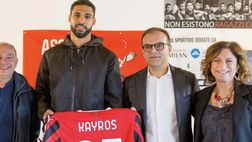 Loftus torna bambino e stringe la mano della onlus di Kayros