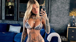 Lady Hernandez, che spettacolo! Fisico da urlo per Zoe Cristofoli in bikini, forme perfette