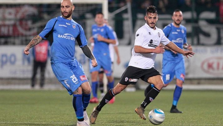 Coronavirus, derby Pro Vercelli-Novara rinviato: non si gioca il derby delle risaie