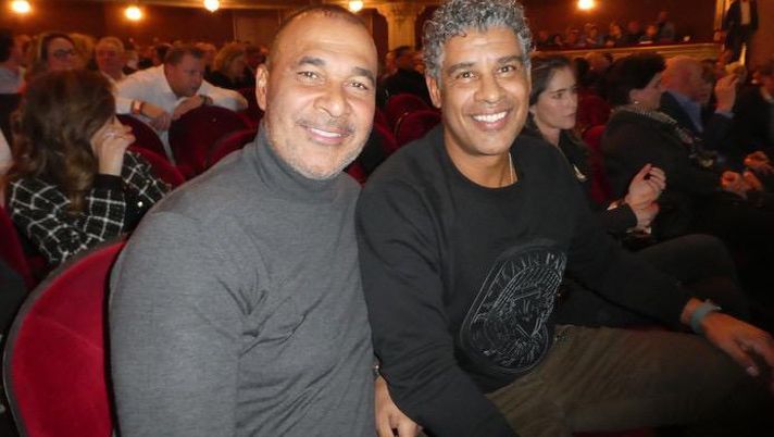 Calcio gratis in piazza ad Amsterdam nel nome di Gullit e Rijkaard: firmato Fondazione Cruyff