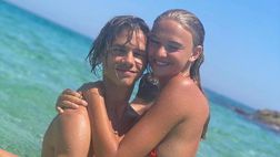 Tutti innamorati in casa Beckham: Romeo si gode l’estate con Mia dopo il lockdown