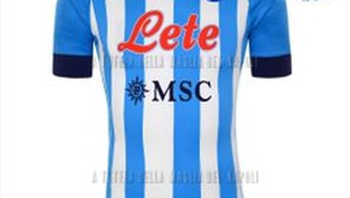 Il Napoli stava preparando da un anno la maglia per Diego: e adesso la indosserà pochi giorni dopo la sua morte…