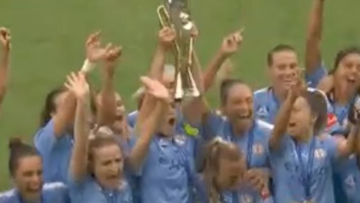 Australia, calcio femminile: Sydney batte Melbourne in finale davanti a 500 spettatori, tutti familiari delle atlete