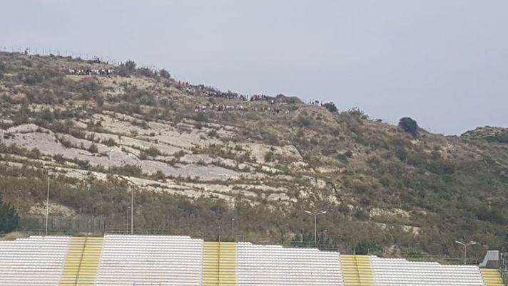 Tutti sulla collinetta! Montagna dello stadio Scoglio sold out per il derby vinto dall’FC Messina