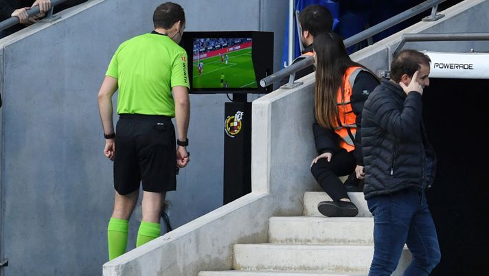 Arbitro “juventino”? Per il giudice è una offesa: multa da 120 euro in Umbria!