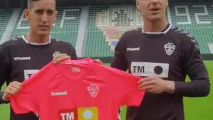 L’Elche mette in vendita le maglie “rosa” dei suoi portieri: parte del ricavato alle donne ammalate di cancro al seno