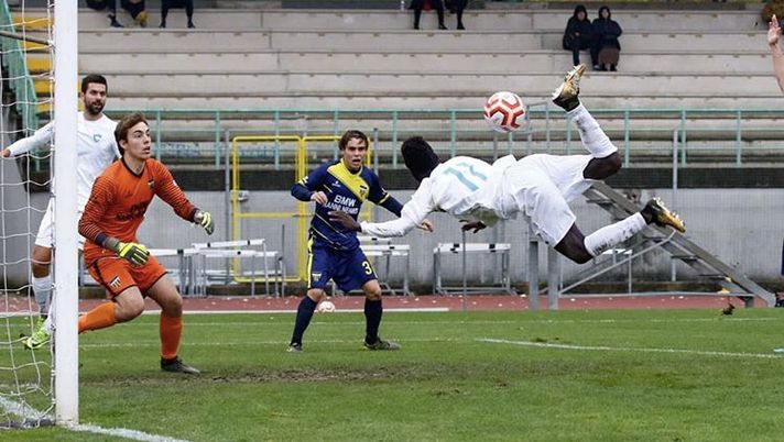 Serie D, derby bresciano: Bittaye scala la Hit Parade con il golazo dello Scorpione