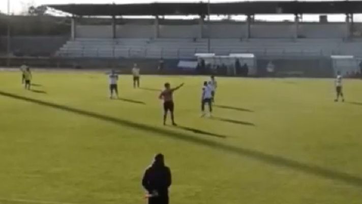 Casal di Principe, chiude i battenti lo stadio dei coltelli e della rissa: “Lo sport deve avere una funzione sociale”