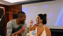 La compagna di Douglas Costa seduce Instagram con l’ultima foto del viaggio in Turchia