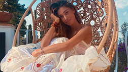 Belen, sorriso super sensuale. La Rodriguez inizia al meglio la settimana: “Felice, e voi?”