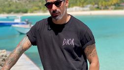 Lavezzi, ricatto a sfondo sessuale ai suoi danni: “L’hanno minacciato di diffondere…”