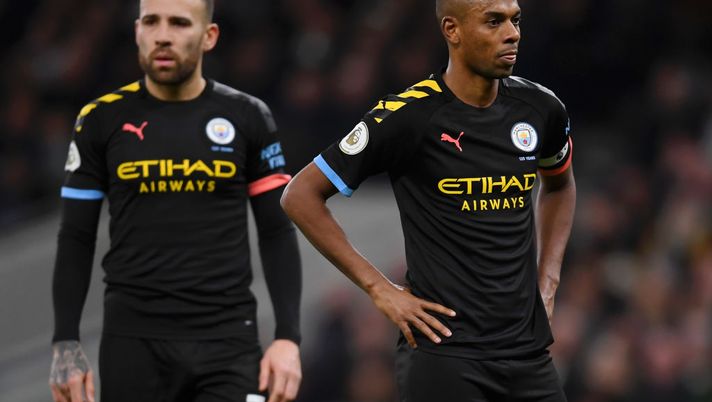 Gelo e silenzio…all’Etihad Stadium: i tifosi del Manchester United infieriscono sulla mazzata Uefa contro il City