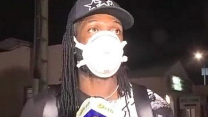 Adebayor lascia il Paraguay per tornare a casa in Togo, ma…atterrato in Benin è stato messo in quarantena