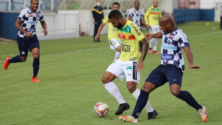 Romario e Maradona giocano ancora! Come Xuxa…cognomi eccellentissimi nel São José de Porto Alegre!