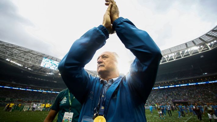 Felipao Scolari aveva parlato bene del generale Pinochet: la tifoseria del Colo Colo non lo vuole a Santiago!