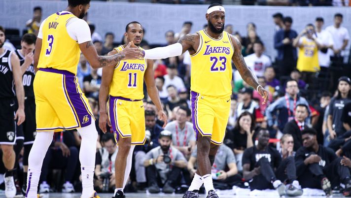 Quanto starà fermo LeBron? Perso il derby contro i Clippers, i Lakers perdono anche il re per infortunio